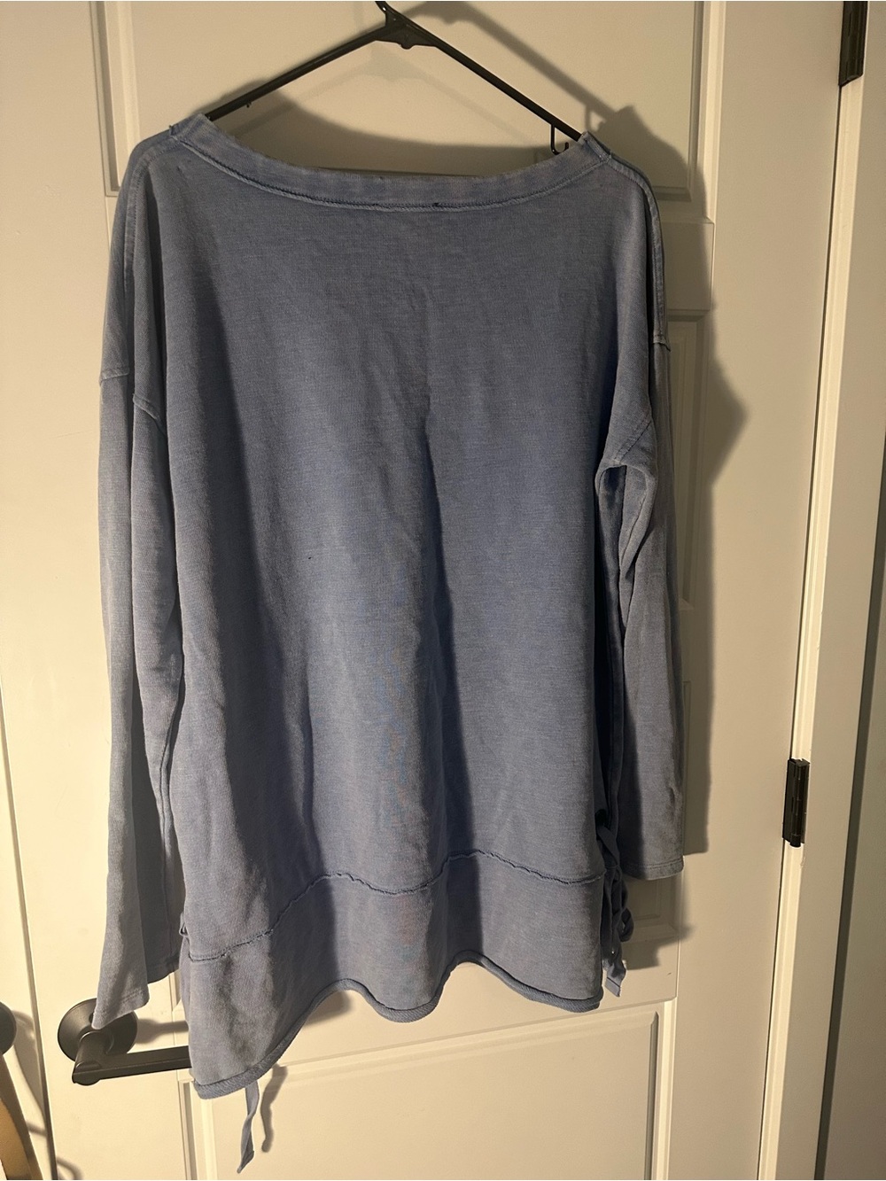 A Pea in the Pod Maternity Sweatshirt. Size L. Worn once.